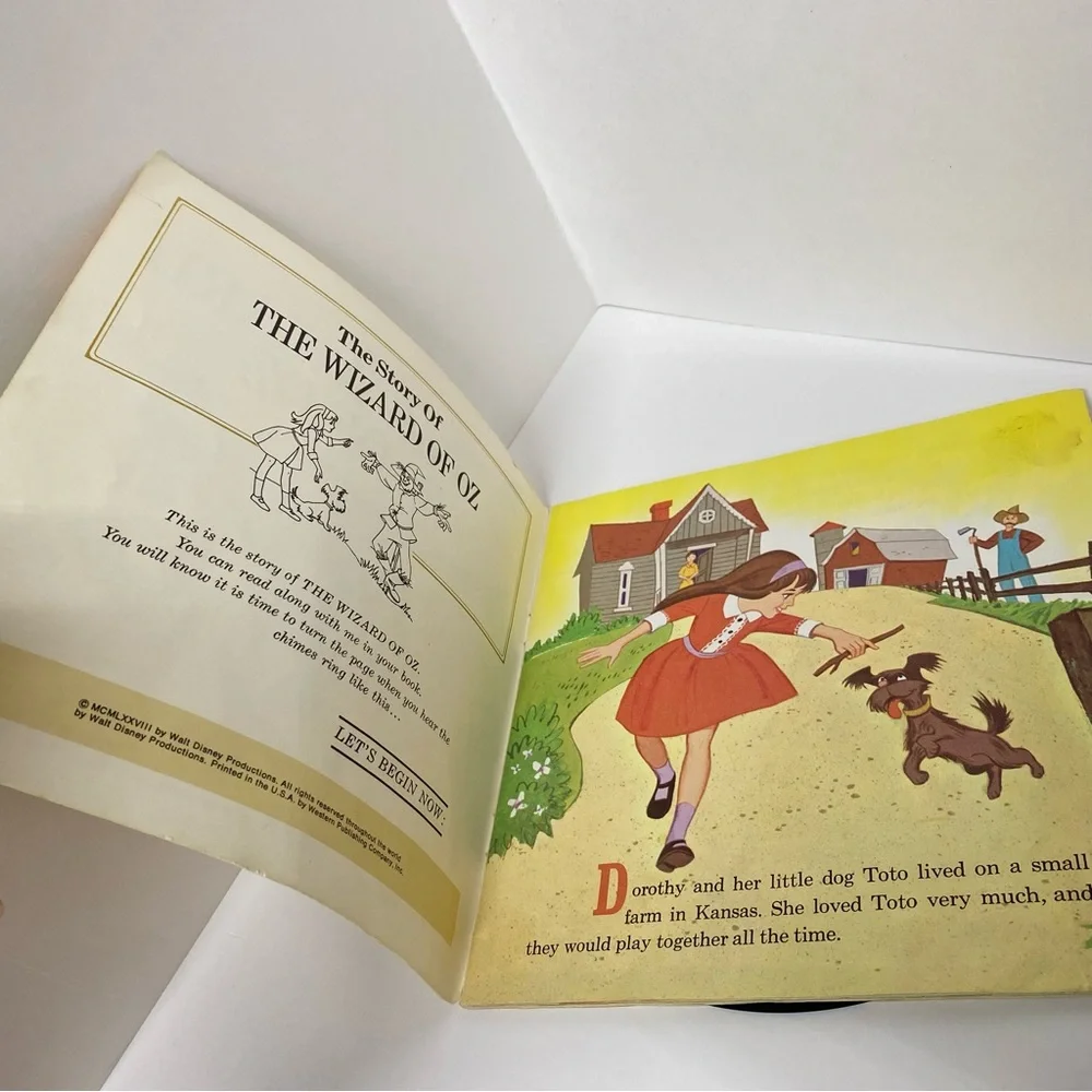 Vintage The Wizard of Oz Book & Vinyl Record See Hear Read Disney 1978 Classic
